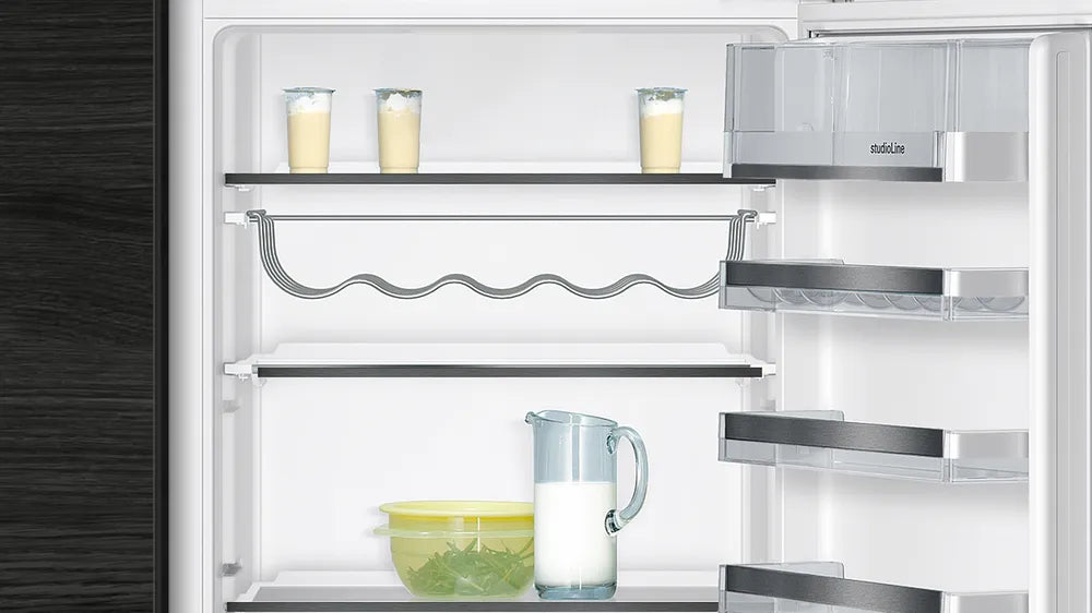 Integrerbart køle-/fryseskab 177.2 x 55.8 cm fladhængsel med dæmpet lukning (soft close) - Siemens iQ500 - KI87SSDE0