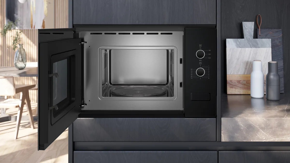 iQ300 Mikroovn til indbygning Sort - BF520LMA1