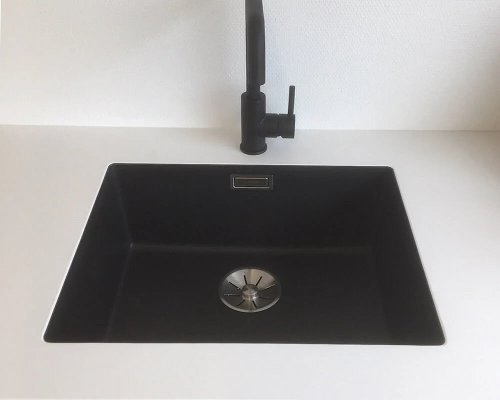 BASIC+ Bianco Mat Laminam keramik bordplade på mål