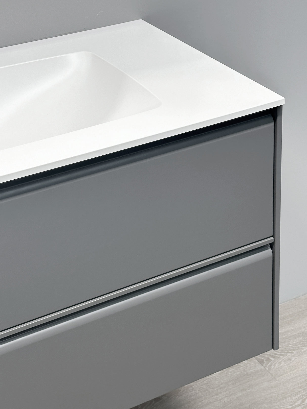 Nordskab badbordplade i Solid Surface - bredde 61 cm x dybde 46 cm med hanehul