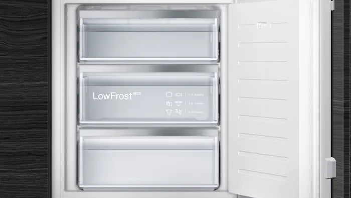 iQ500 Integrerbar fryser 71.2 x 55.8 cm fladhængsel med dæmpet lukning (soft close) GI11VADE0