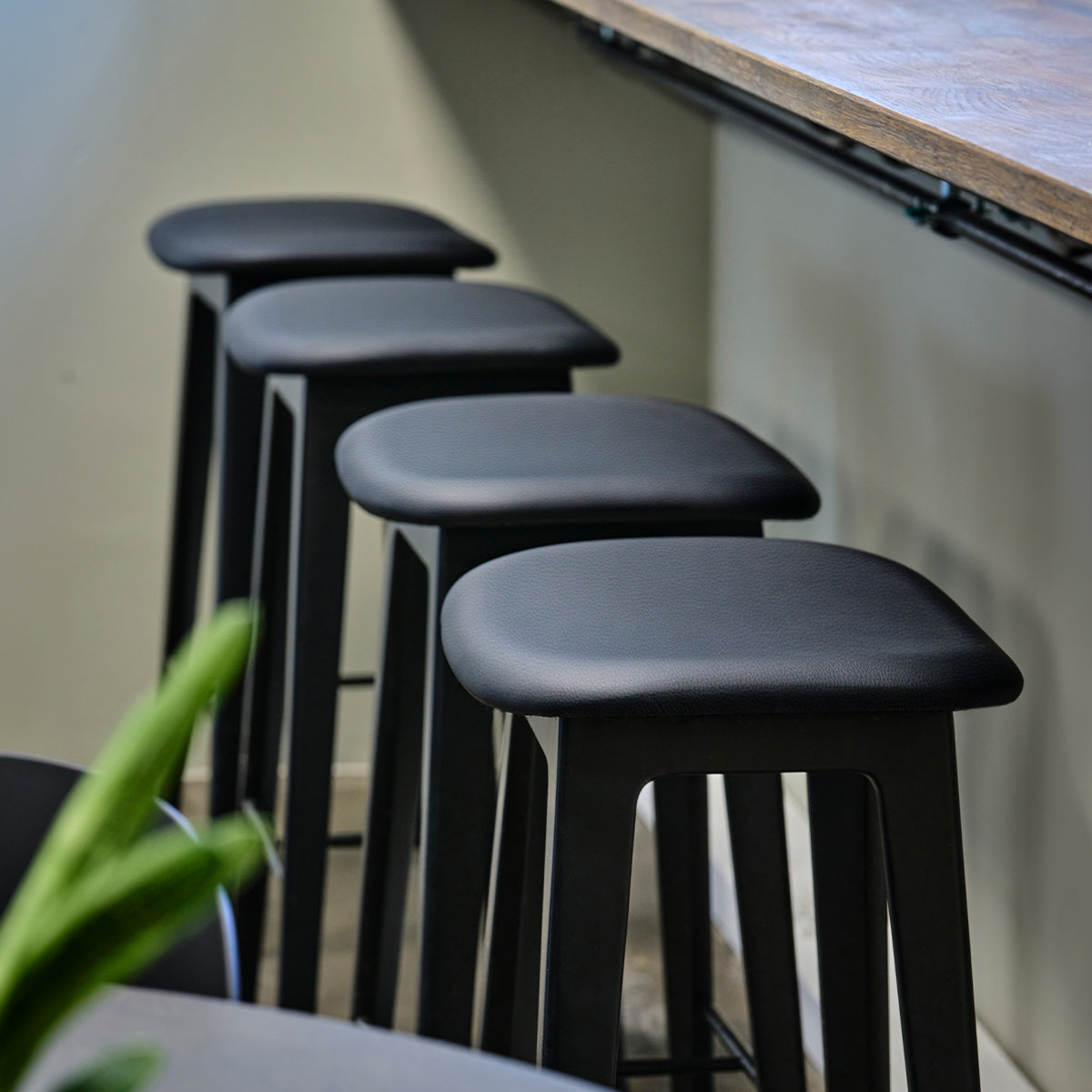 Nordic Bar Stool - Black Stained Oak - Terra Black - 73 cm