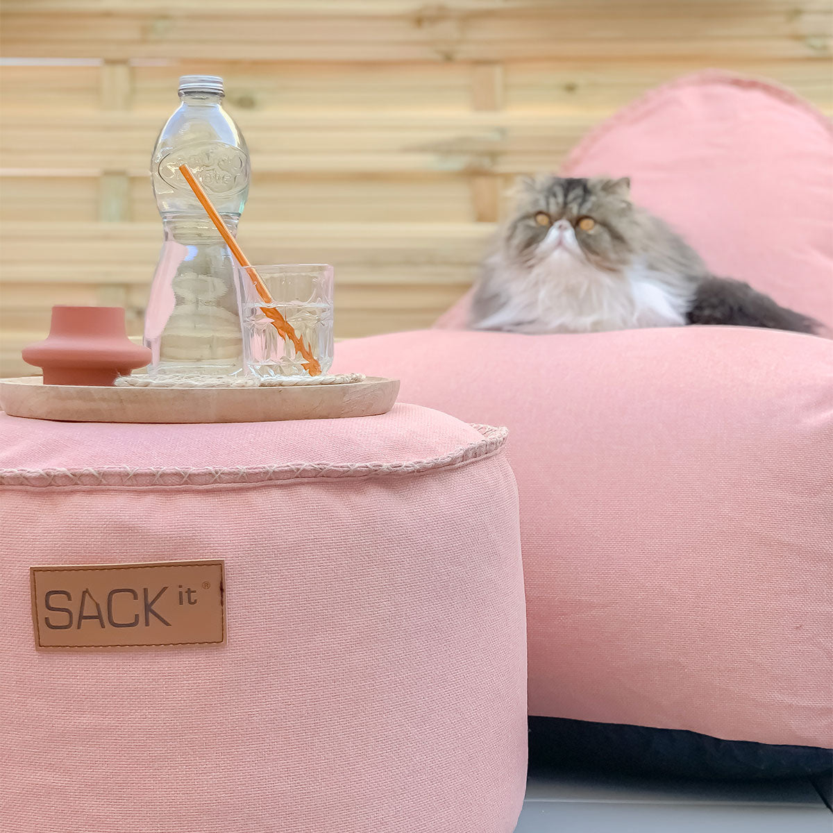 Cobana Lounge Chair & Pouf Rose