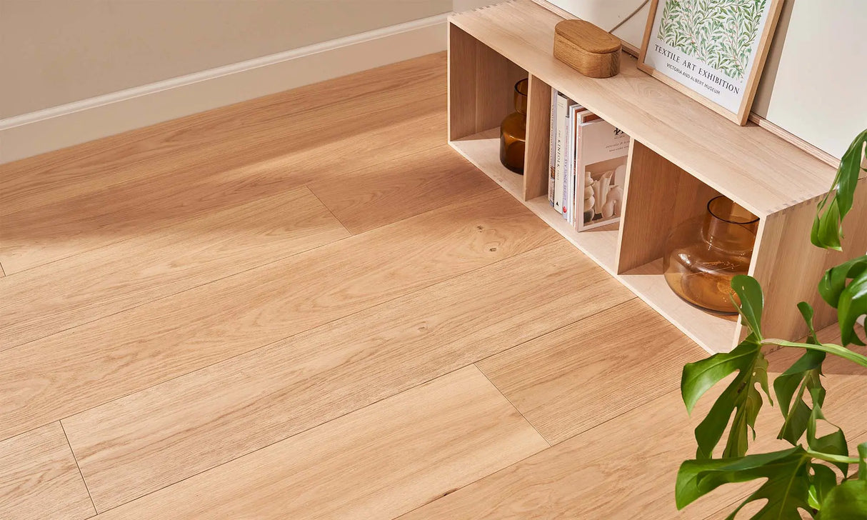 Eg Herregårdsplank Natur/Wood Line, børstet natur matlak