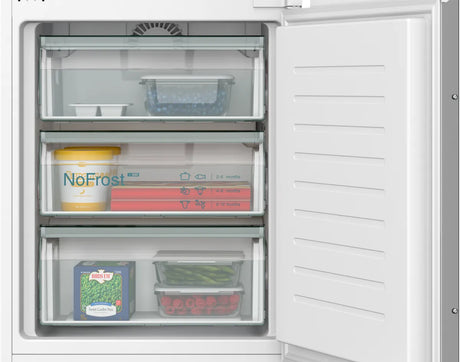 Integrerbart køle-/fryseskab 193.5 x 54.1 cm glidende hængsel - Siemens iQ100 - KI96N5SE0