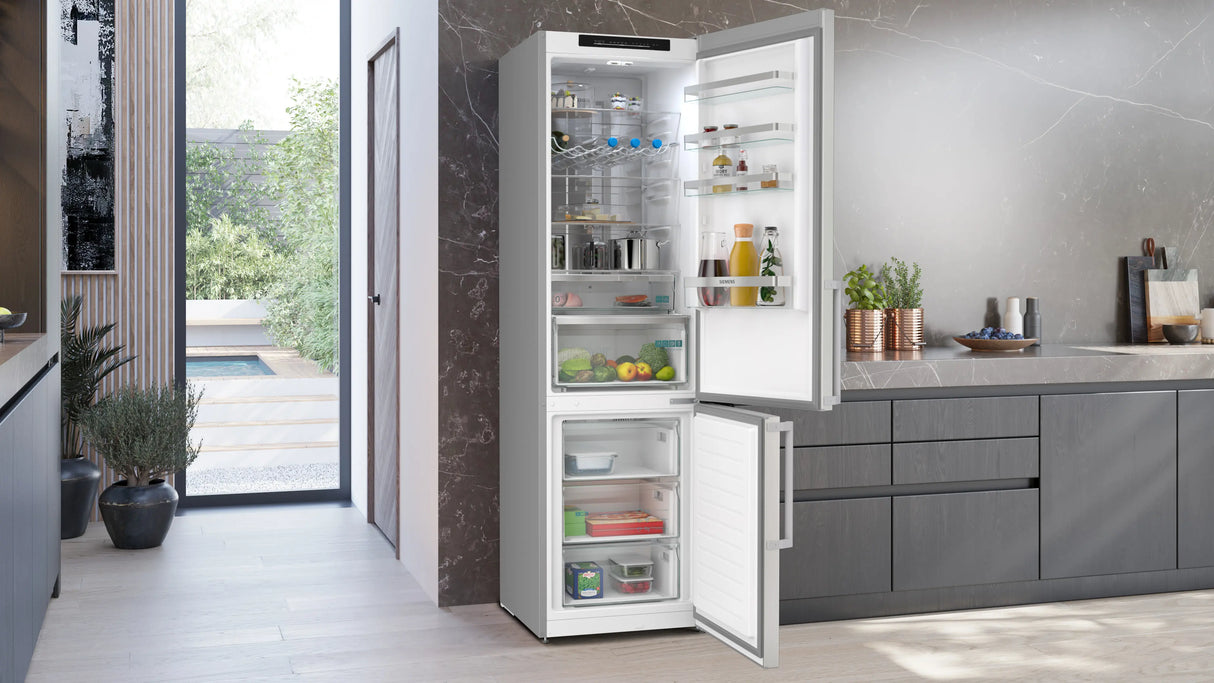 Siemens iQ300 Køle-/fryseskab 203 x 60 cm Rustfrit stål - KG39NVICV