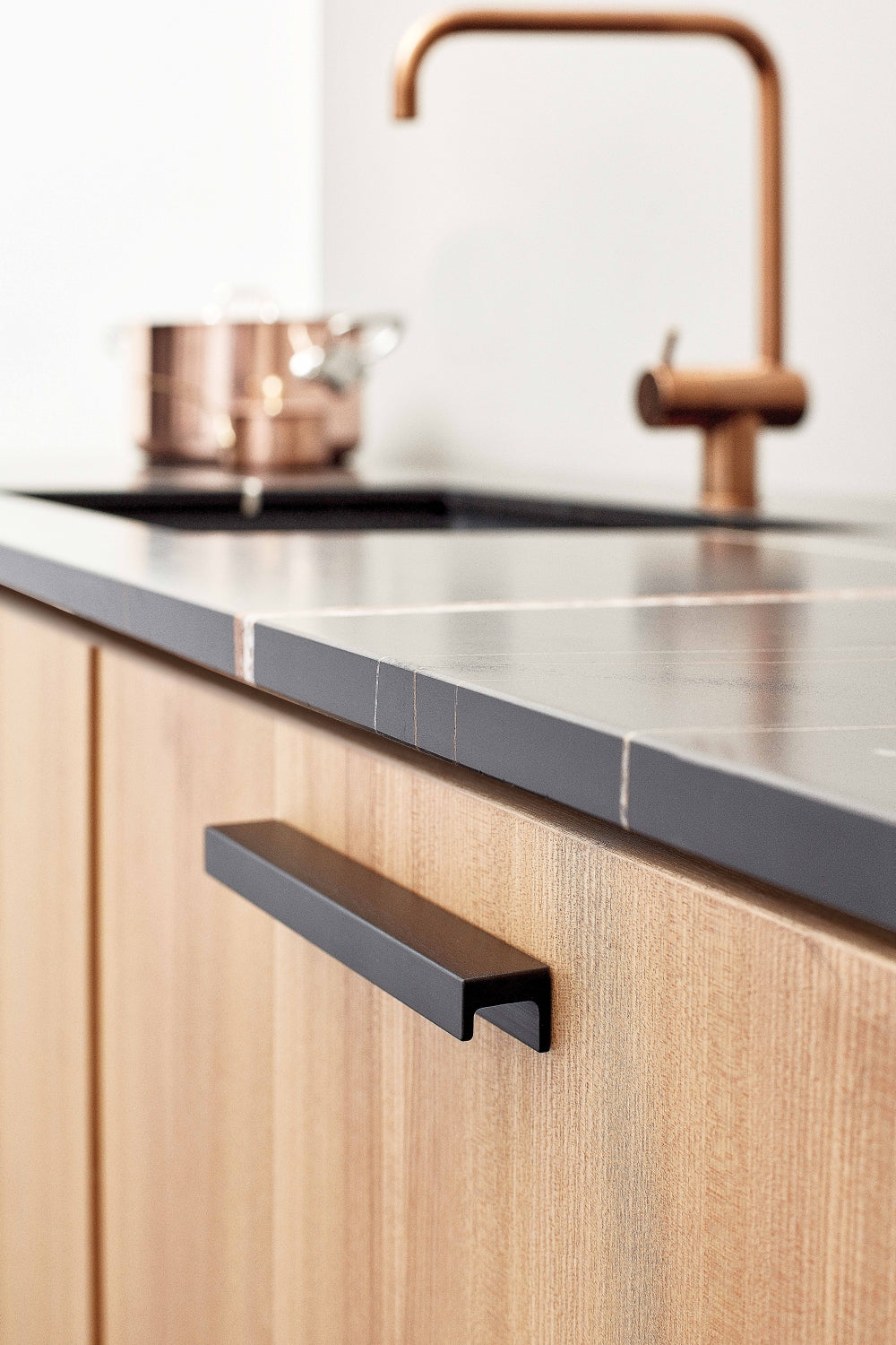 Furnipart Station Handle Børstet mat sort 160mm