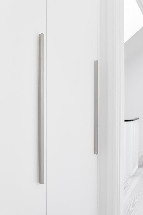 Elan Handle greb, bred - vælg mellem forskellige farver