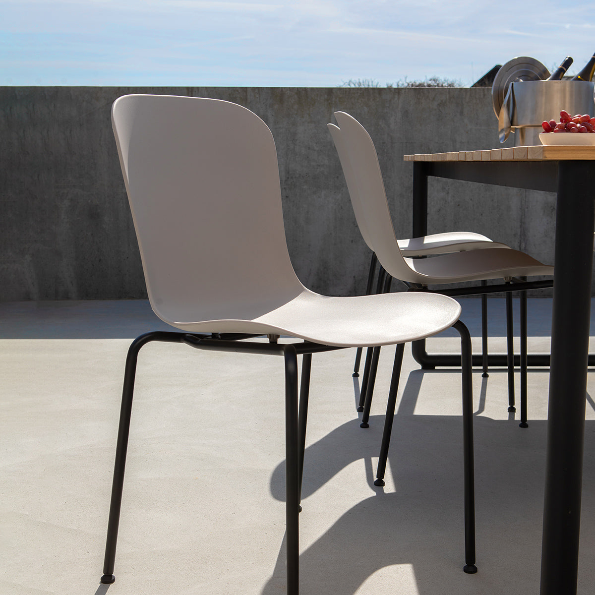 Patio Chair no. One S1 Taupe/Black