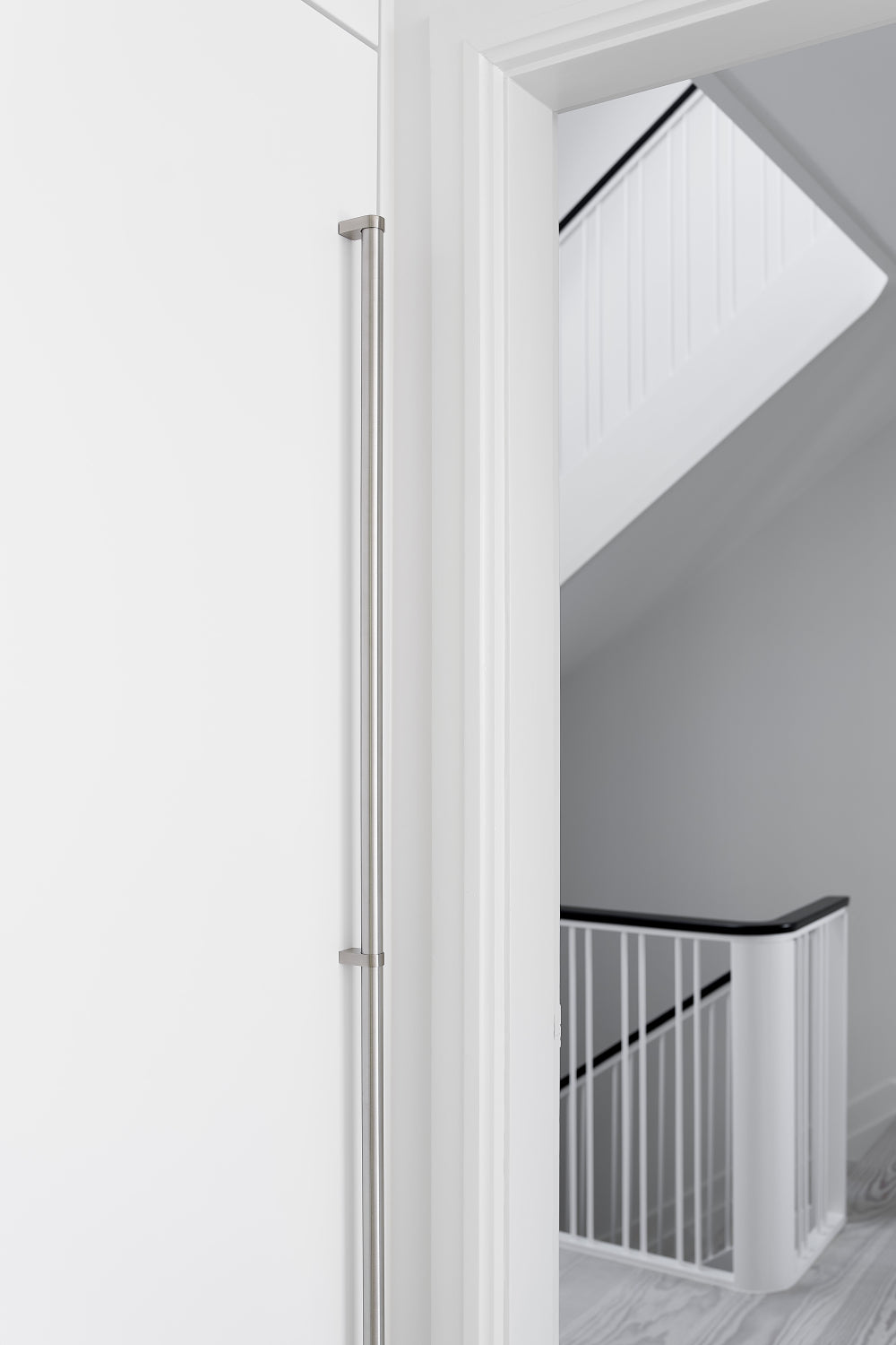 Big w/middle foot greb - vælg mellem Inox Look og Mat sort