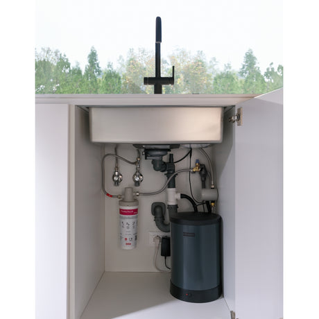 Maris Water Hub Boiling Elec. J-MB EU - Kogende vand direkte fra hanen i Matt Black