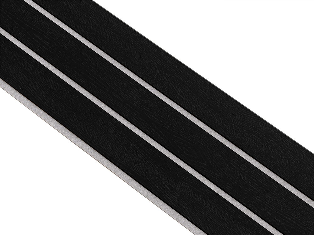 I-Wood Basic 3-lamel paneler med sort kerne i sort malet - mål 17 x 300 x 2780