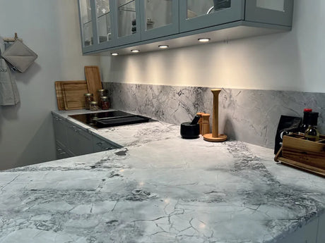 Dolomiti Super White Finslebet Specialsten bordplade på mål