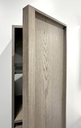 Badhøjskab fra Nordskab i røget eg finer - B 352 x H 1500 x D 367 mm - vendbar låge