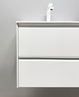 Nordskab badsæt i Mat hvid - bredde 120 cm med Solid Surface badborplade