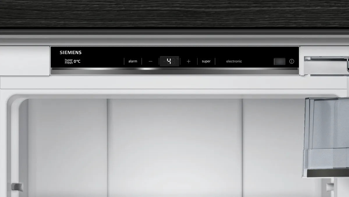 Integrerbart køleskab 177.5 x 56 cm fladhængsel med dæmpet lukning (soft close) - Siemens iQ700 - KI81FSDE0