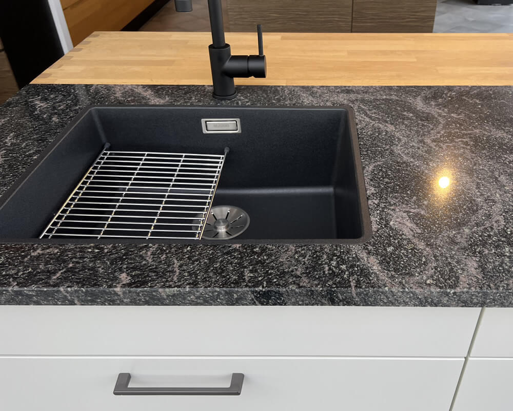 Paradis Patineret granit bordplade på mål