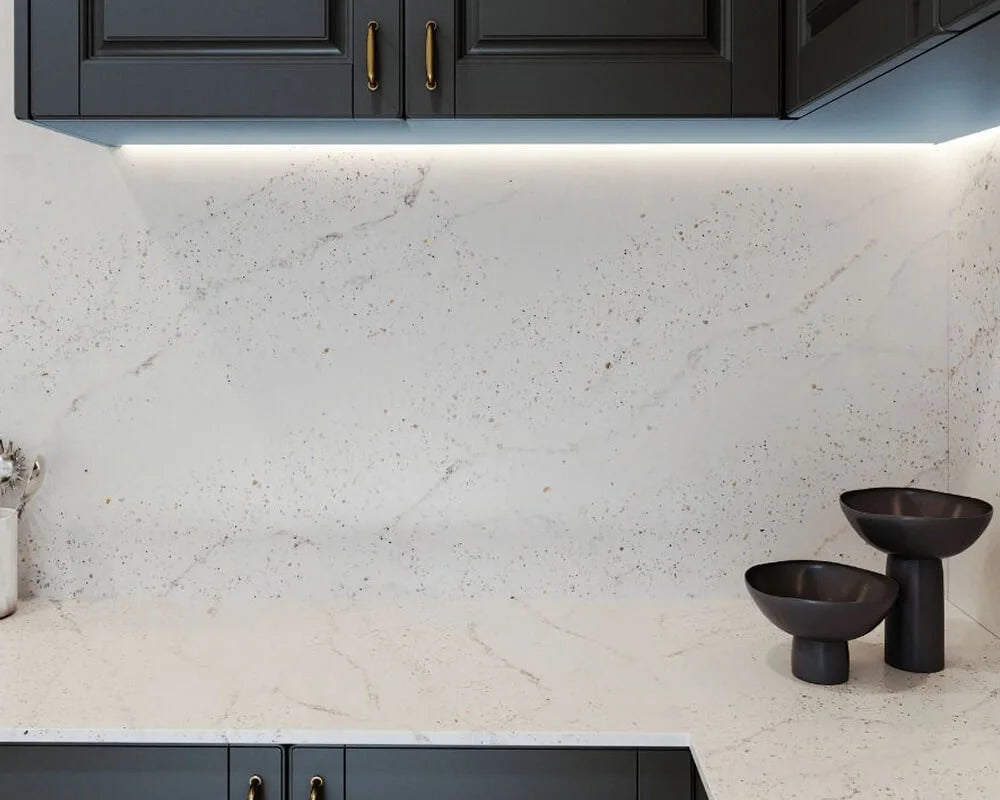 Eclectic Pearl Mat Komposit bordplade på mål