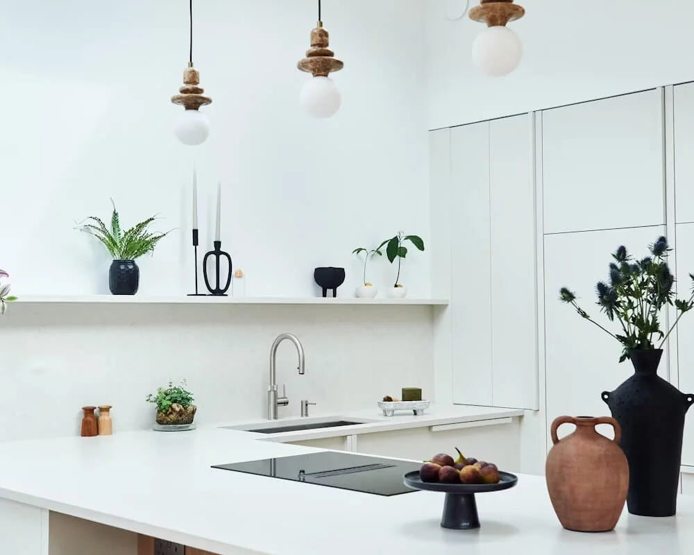 Snowy Ibiza Poleret Komposit bordplade på mål