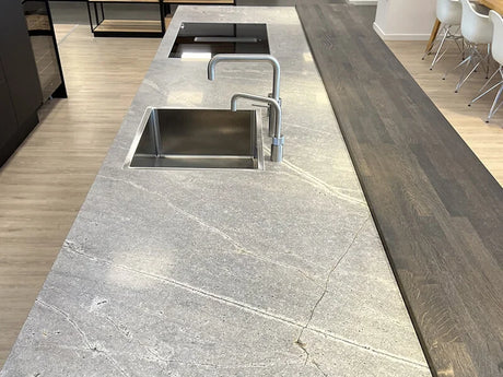 Atlantic Grey Poleret Specialsten bordplade på mål