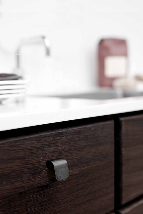 Fall knob greb, lille - vælg mellem forskellige farver