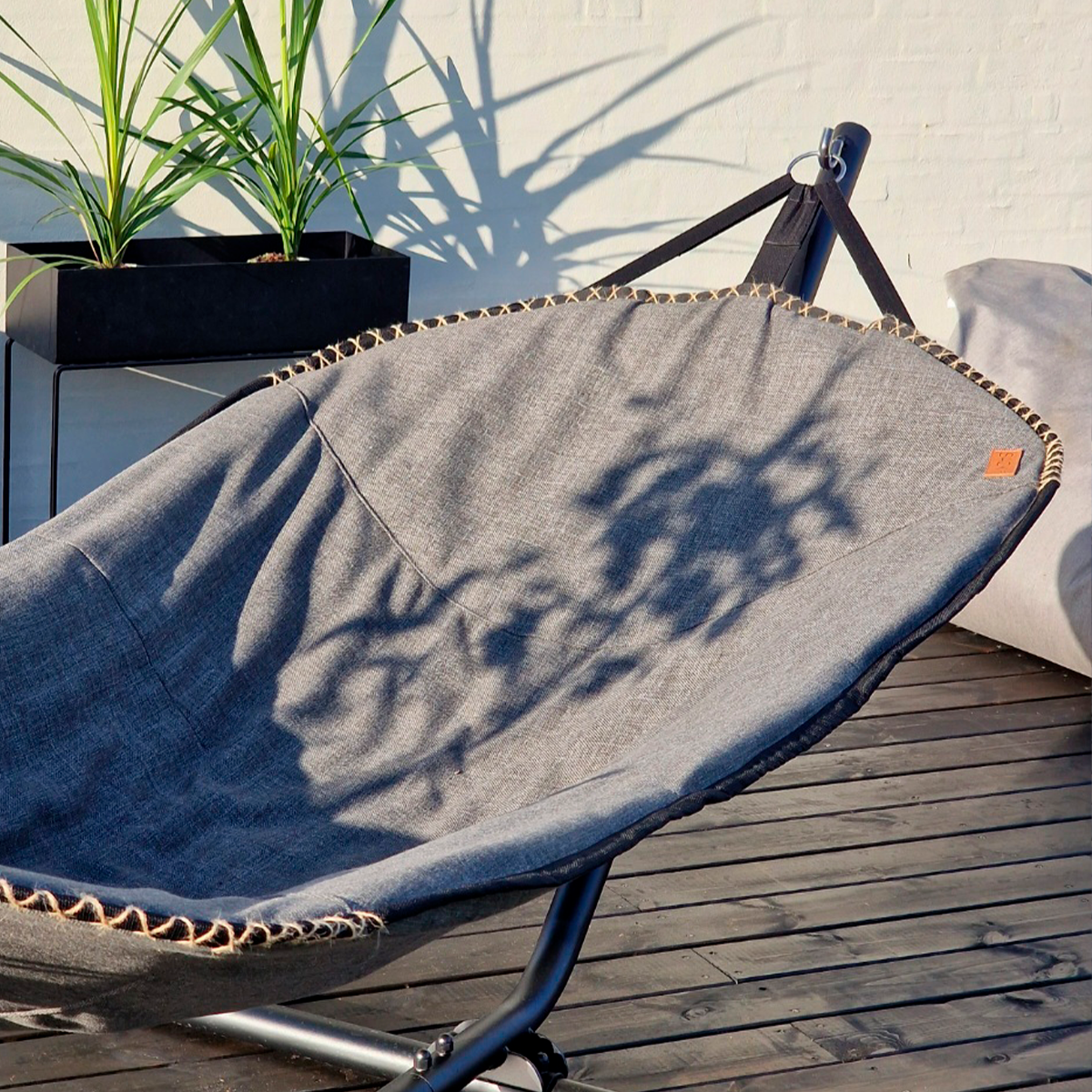 Cobana Hammock Grey - Black Frame