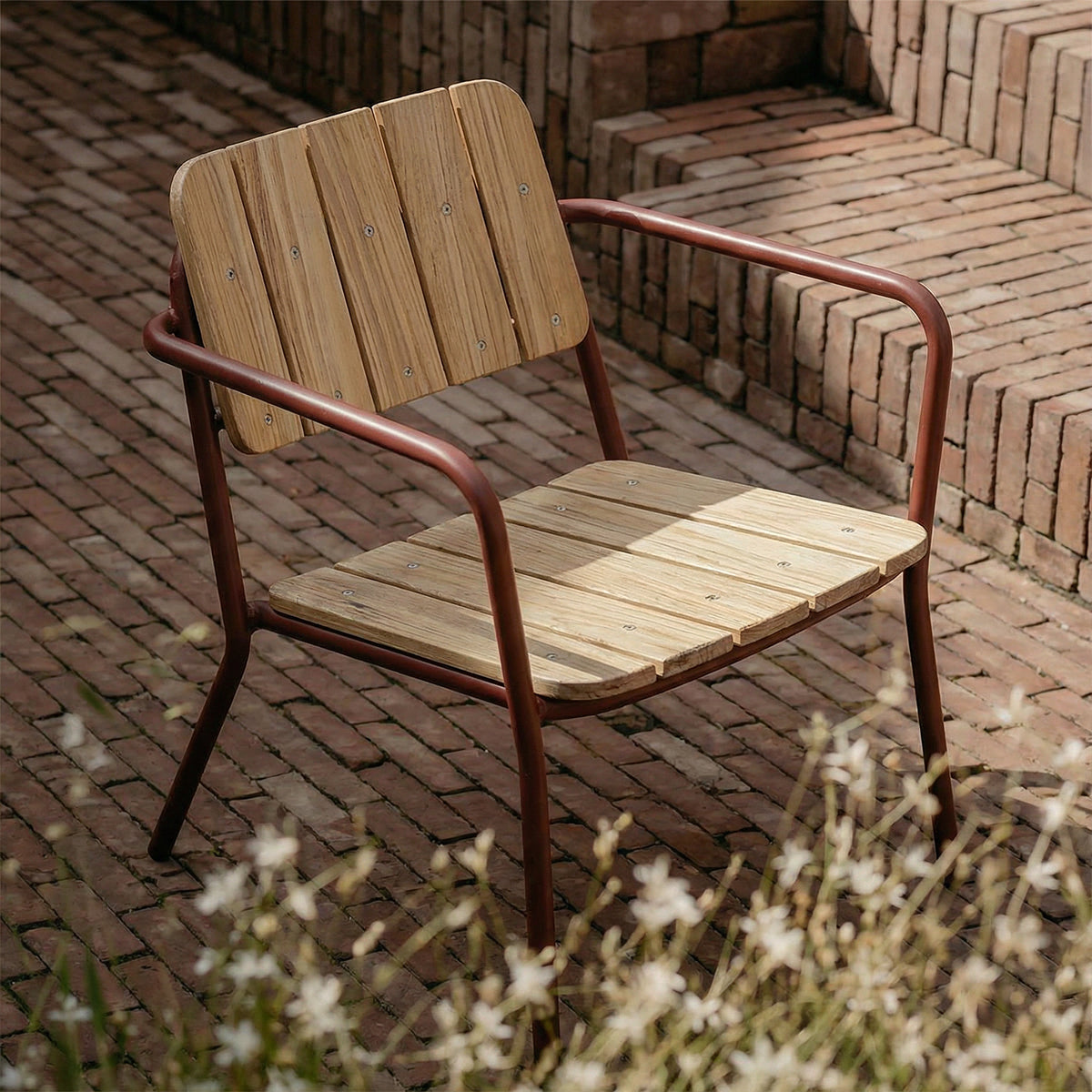 Kirra Patio Lounge Chair Chestnut